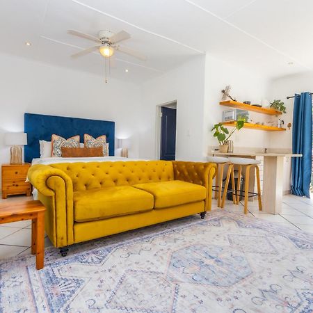 The Yellow Door Guesthouse East London Esterno foto